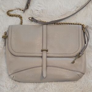 Elegant Cream Leather Shoulder Bag